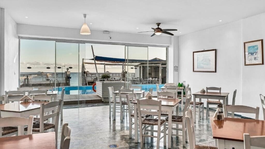 Изображение Sunset Beach Shotel + 3*