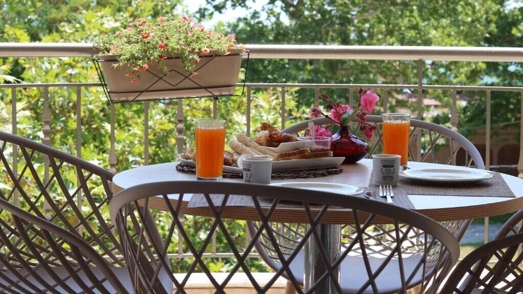 Изображение Evilion Hotel 2*