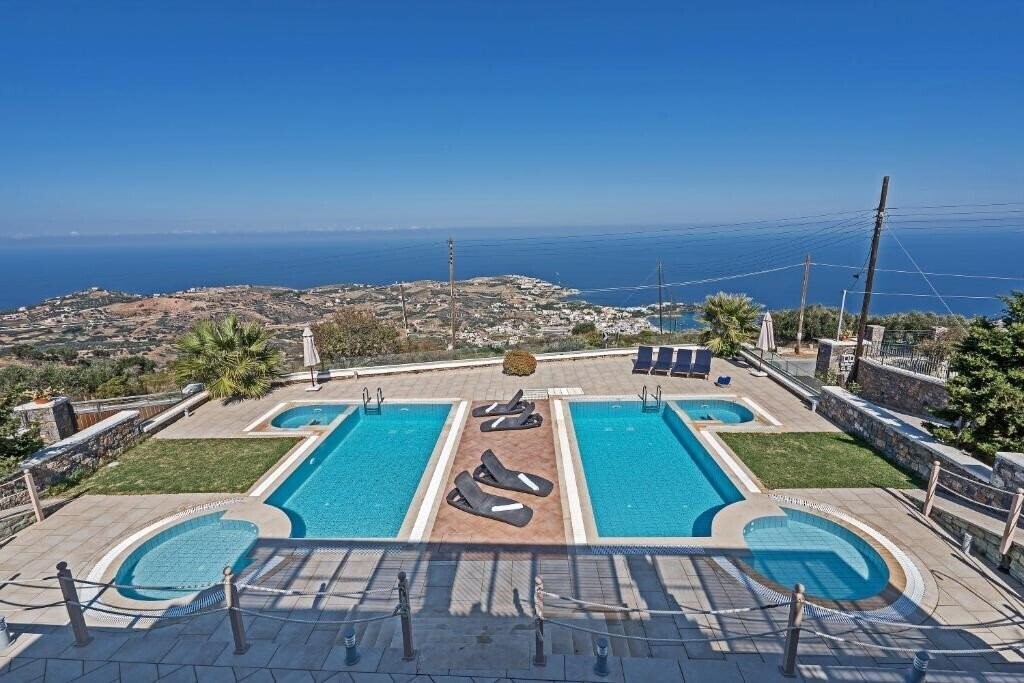 Фото Anemomilos Villas Agia Pelagia 3*