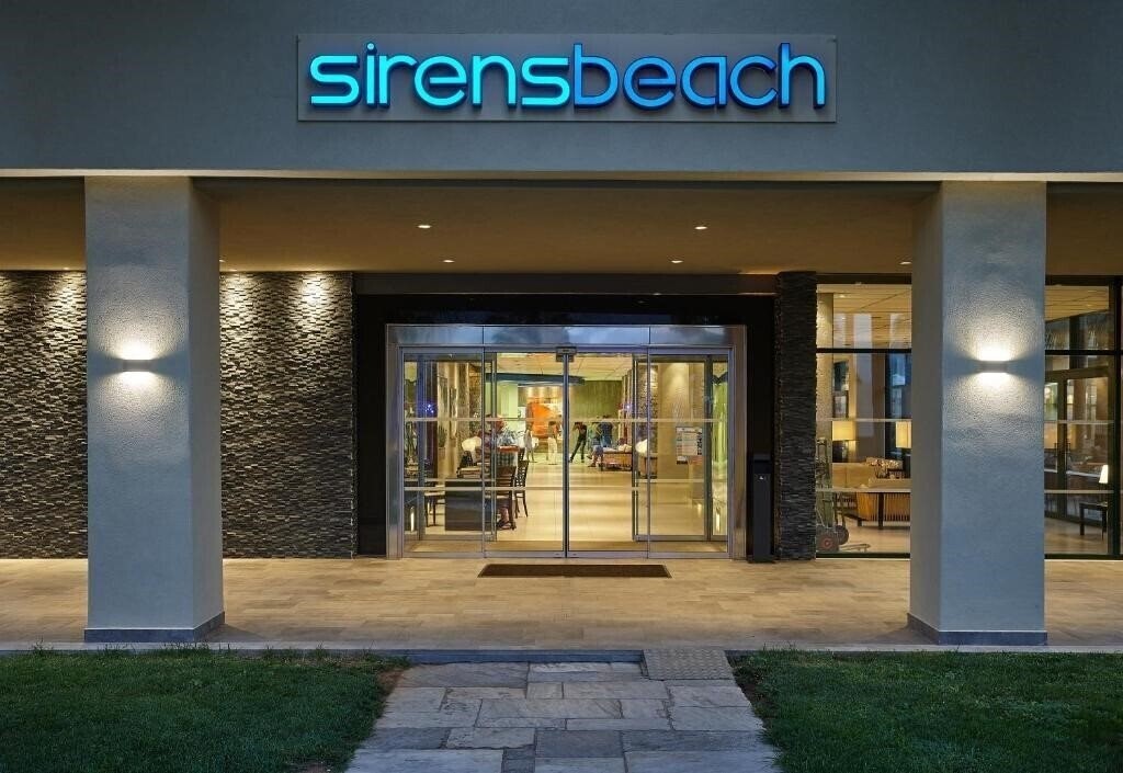 Картинка Sirens Beach 4*