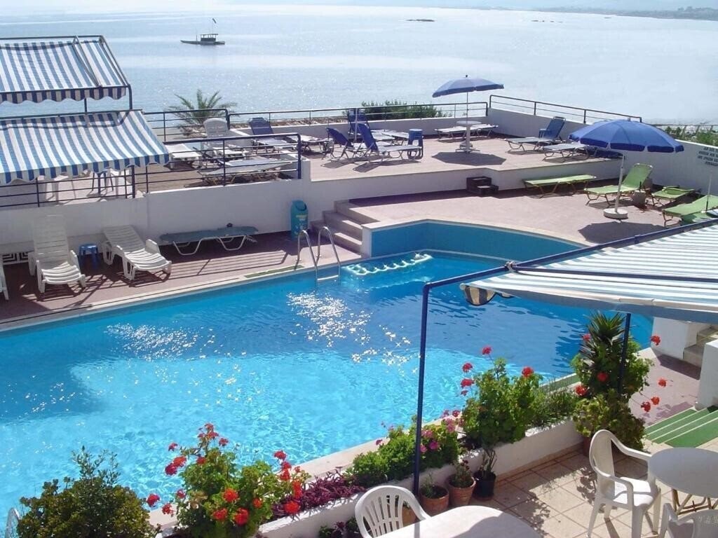 Фотография Thisvi Apartments 2*