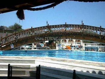 Отель Louros Beach Hotel & Spa 3*