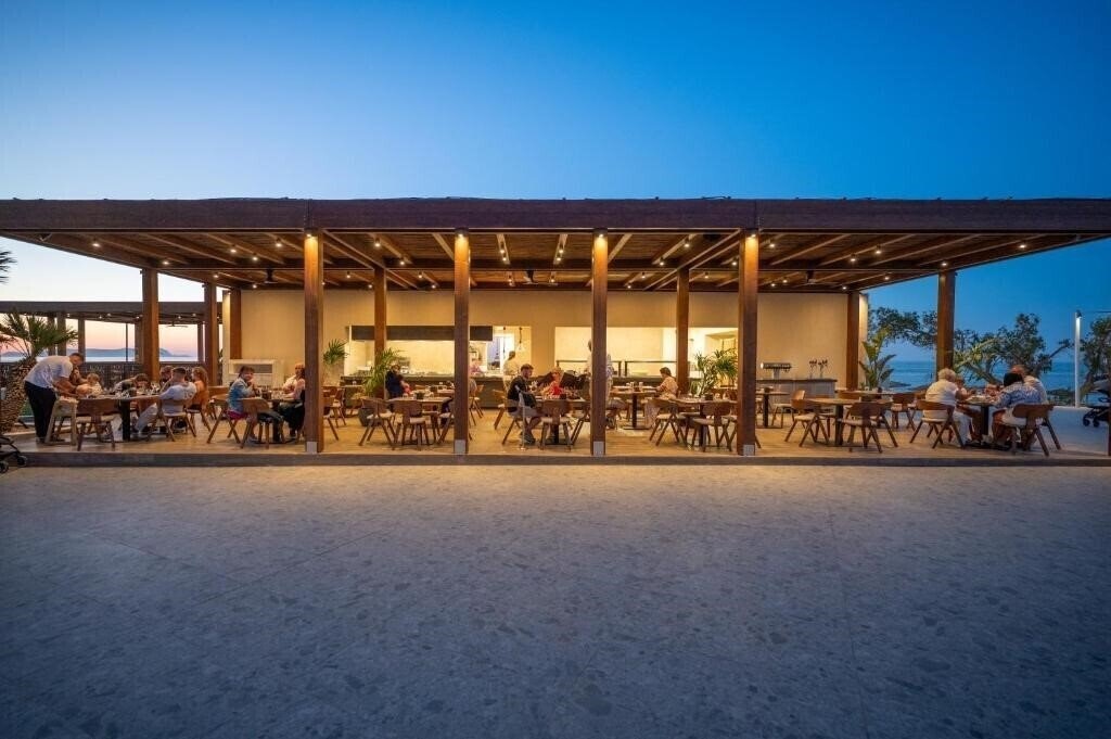 Фото OYA Beach Resort 5*