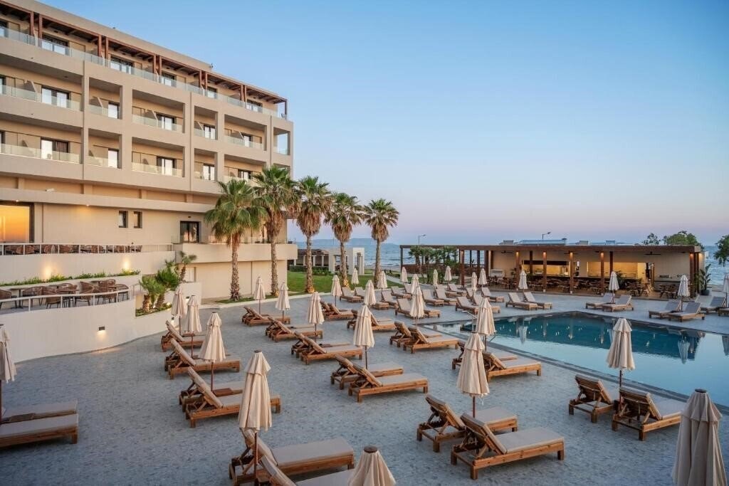 Фотография OYA Beach Resort 5*