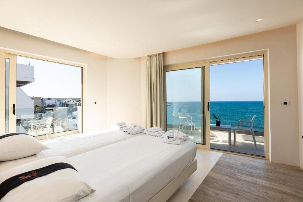 Отель Kahlua Suites 4*