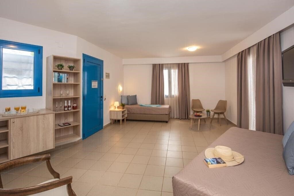 Фото Sunshine Village 4*