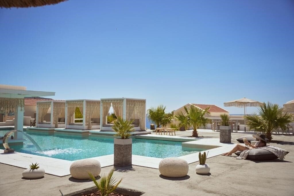 Отель Althea Boutique Hotel 3*