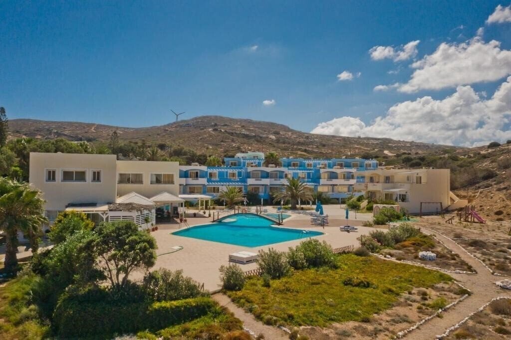 Фото Royal Beach Resort 4*