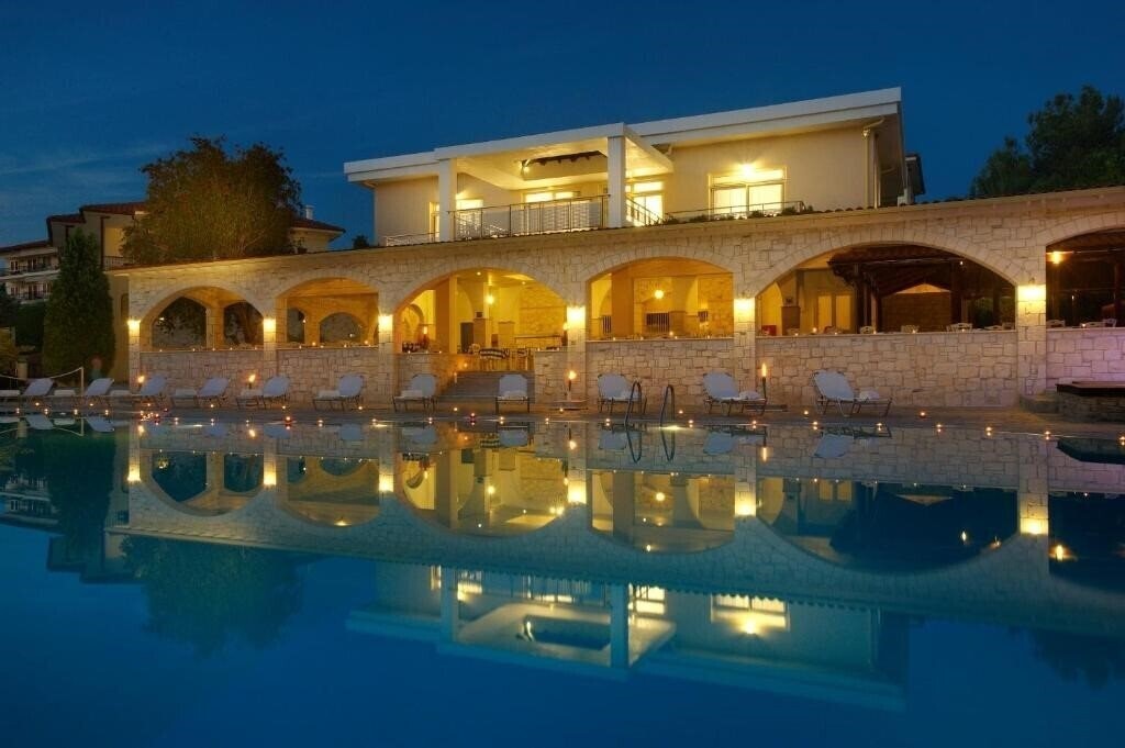 Фото Portes Beach 4*