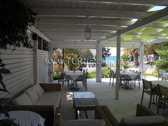 Отель Ioli Apartments Fourka Beach 2*