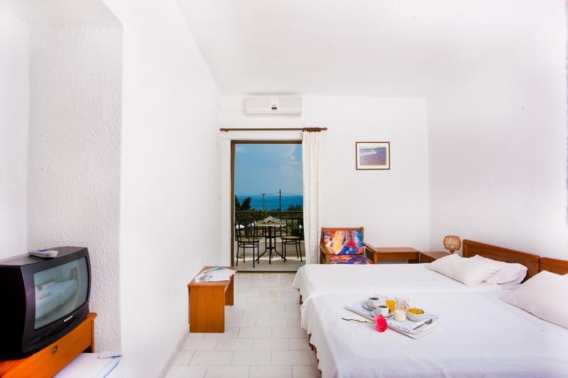 Фотография Pashos Hotel 3*