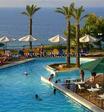 Отель Aristoteles Beach Hotel Afitos 4*