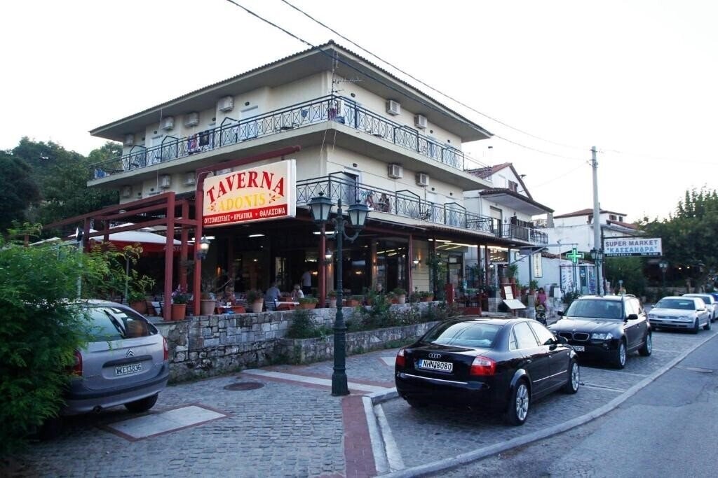 Отель Adonis Hotel Kriopigi 2*