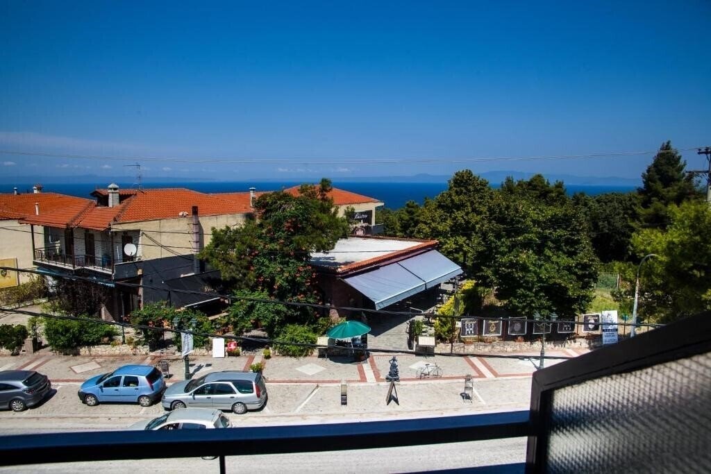 Изображение Adonis Hotel Kriopigi 2*