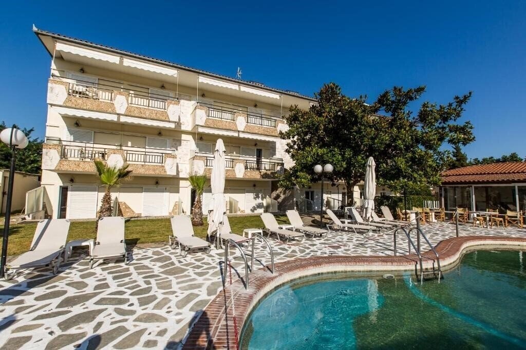 Отель Greek Pride Themelis Studios Апартотель 1*