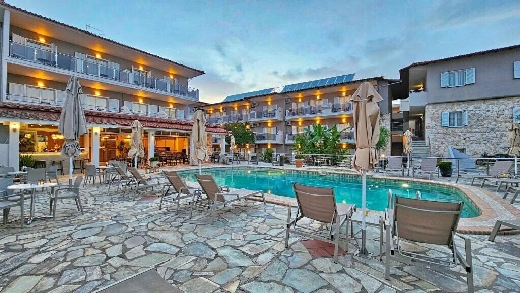 Изображение Sarantis 3*