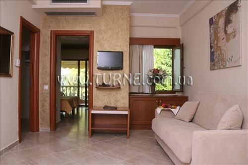 Отель Bomo Club Potidea Palace 4*