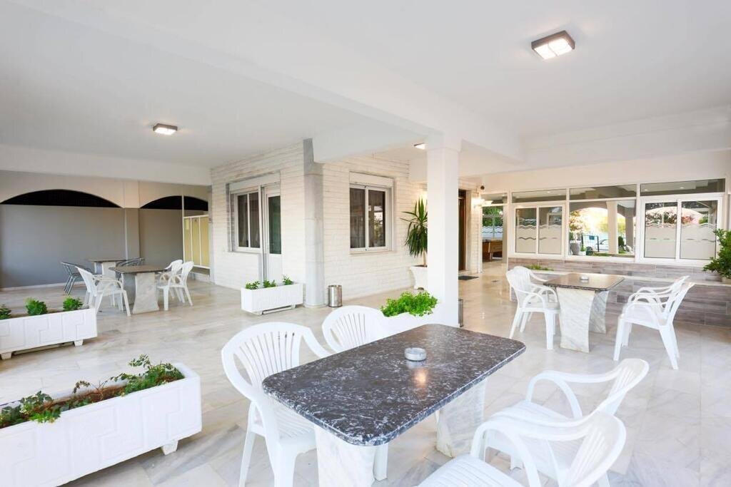 Фотография Dionisos Apartments 2*