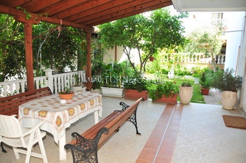 Изображение Family Apartments 2*