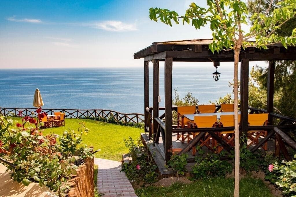 Фотография Koumaros Villas Agia Paraskevi 4*