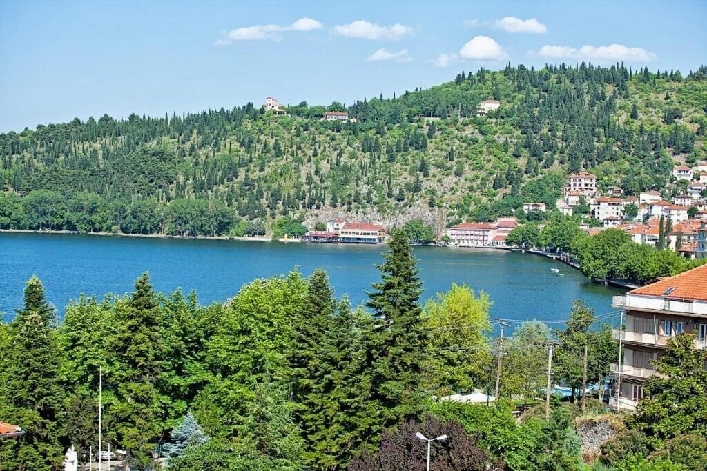 Отель Keletron Hotel 2*