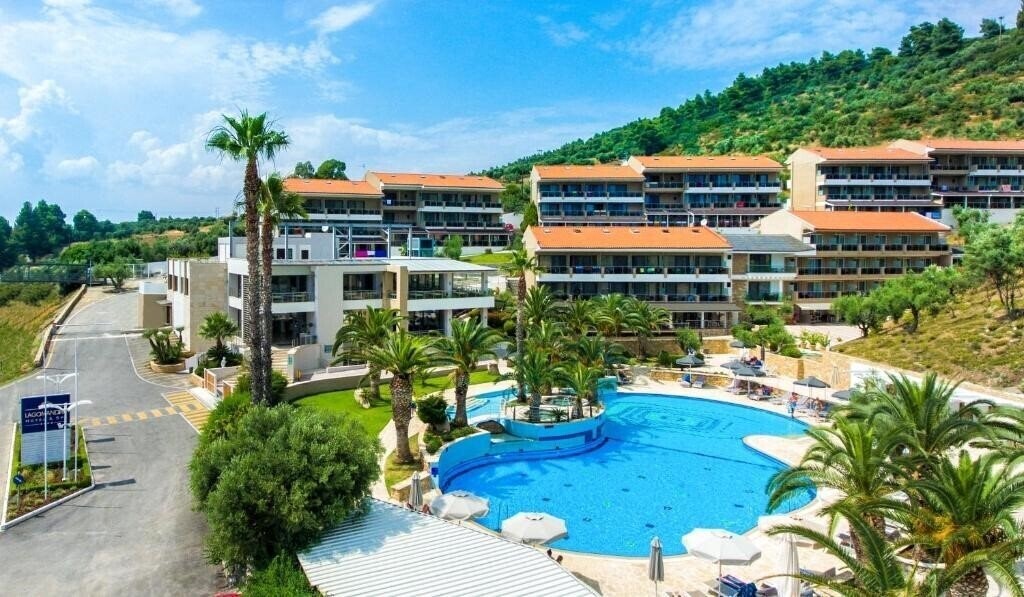 Отель Lagomandra Hotel & SPA 4*