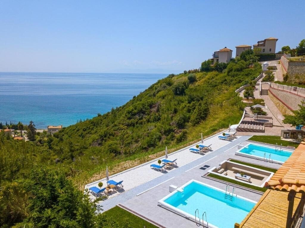 Изображение Koumaros Aparthotel Agia Paraskevi 3*