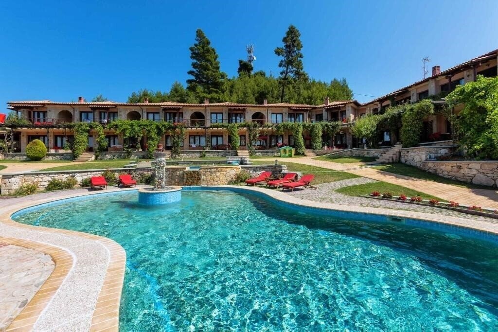 Отель Akritas Ef Zin Villas & Suites 3*