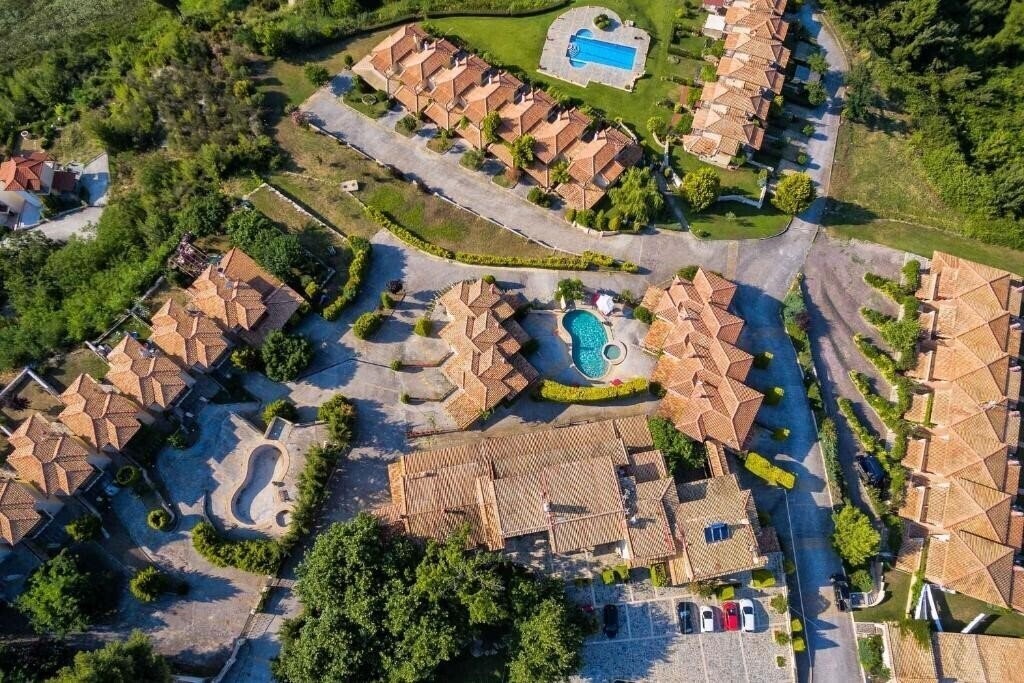 Отель Akritas Ef Zin Villas & Suites 3*