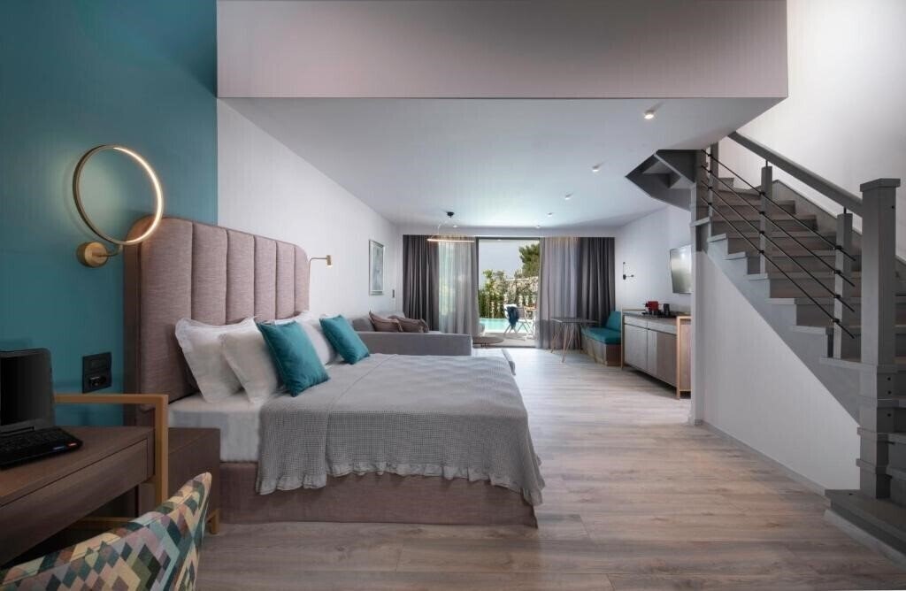 Фотография Lagomandra Beach Hotel 4*