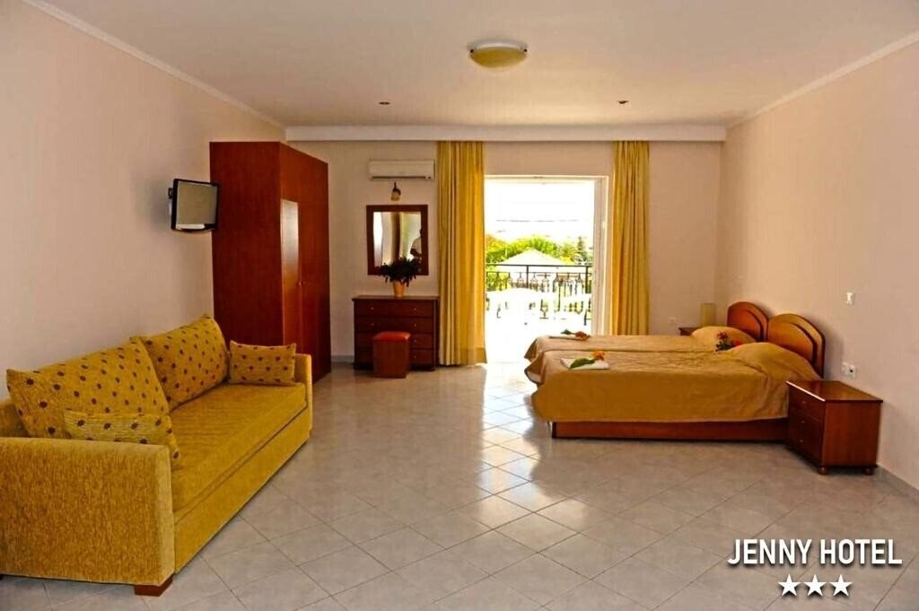 Отель Jenny Hotel 3*