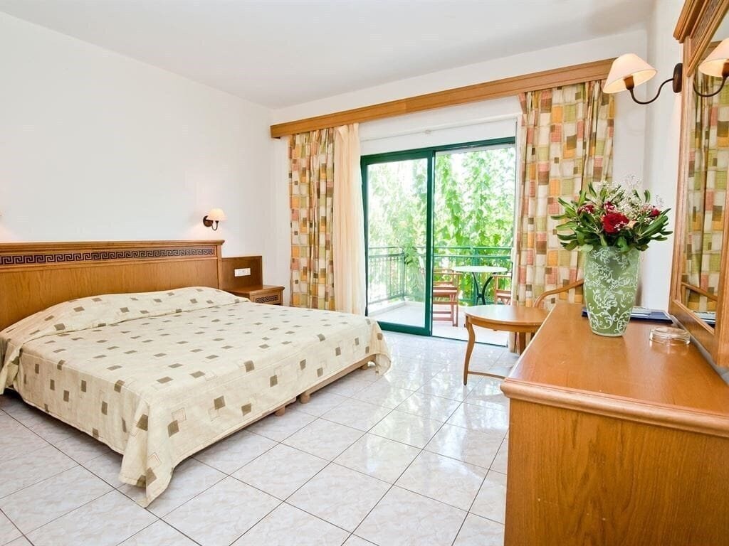 Фотография Vantaris Corner 1*