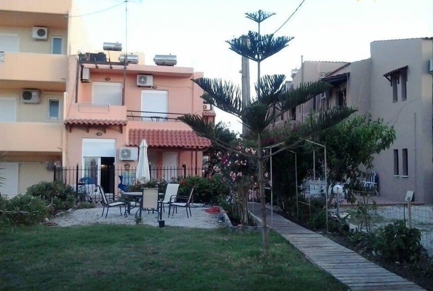 Отель Grand Mother Katina 2*