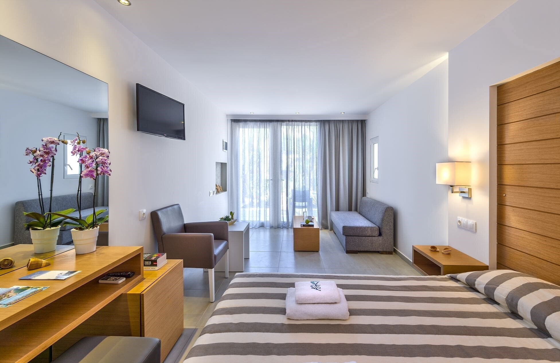 Изображение Happy Days Beach Hotel 4*