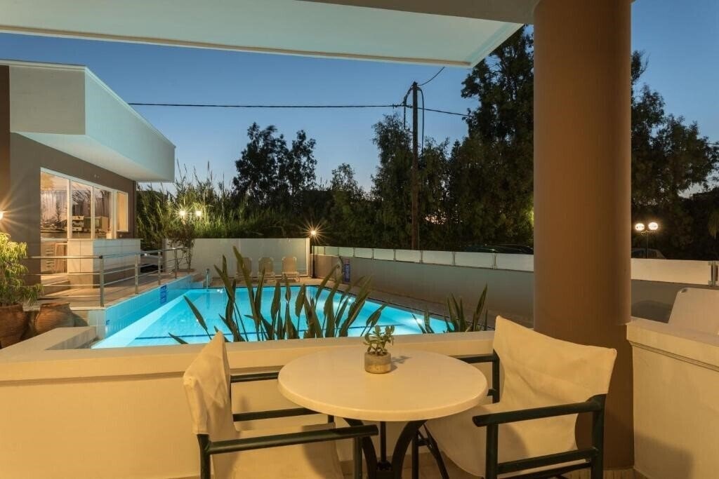 Отель Okeanis Ii Hotel 3*