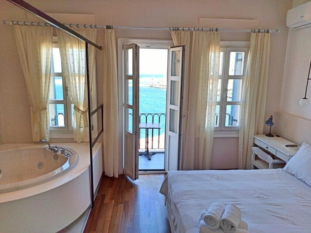 Изображение Amphora Hotel 4*