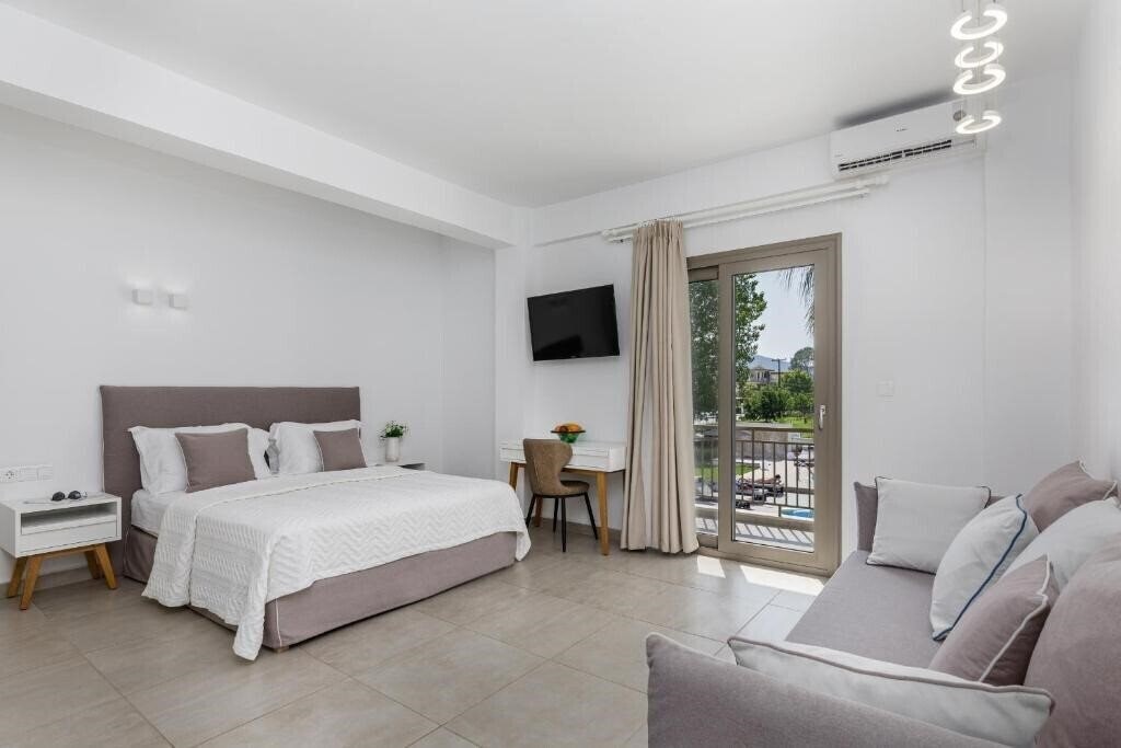 Фото Stavros Beach 3*