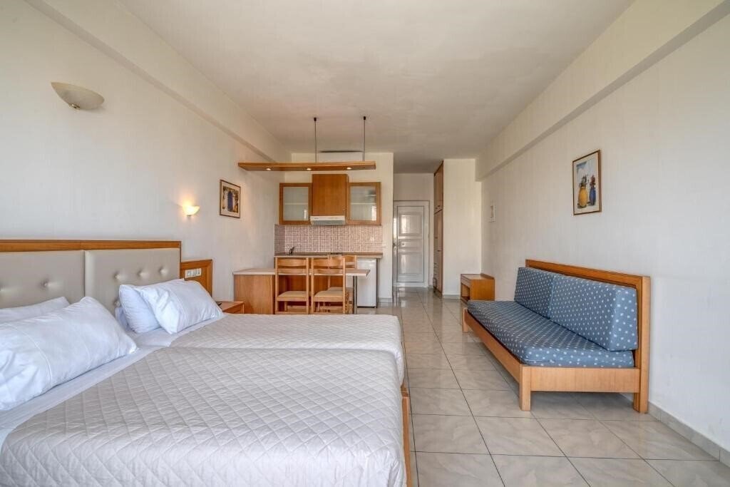 Изображение Castro Beach Hotel 4*