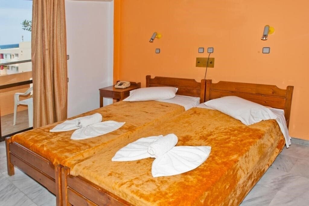 Фото Aparthotel Thodorou (ex. Thodorou Village) 3*