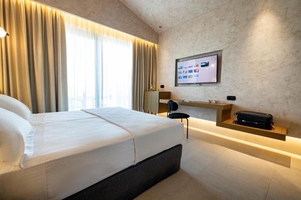 Фото Almyra Beach 3*