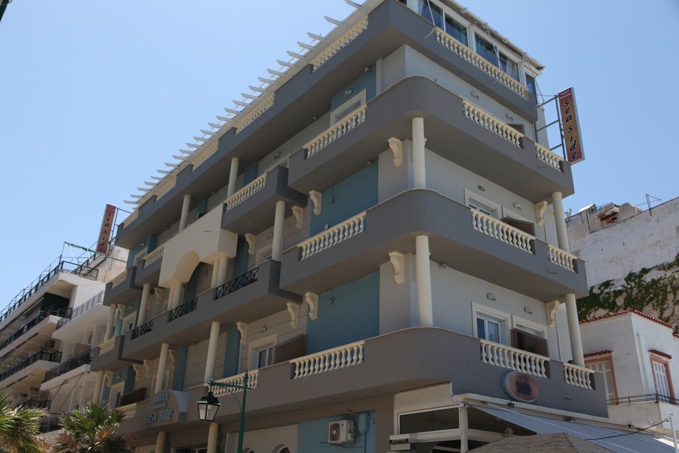 Отель Mantas Seaside 3*