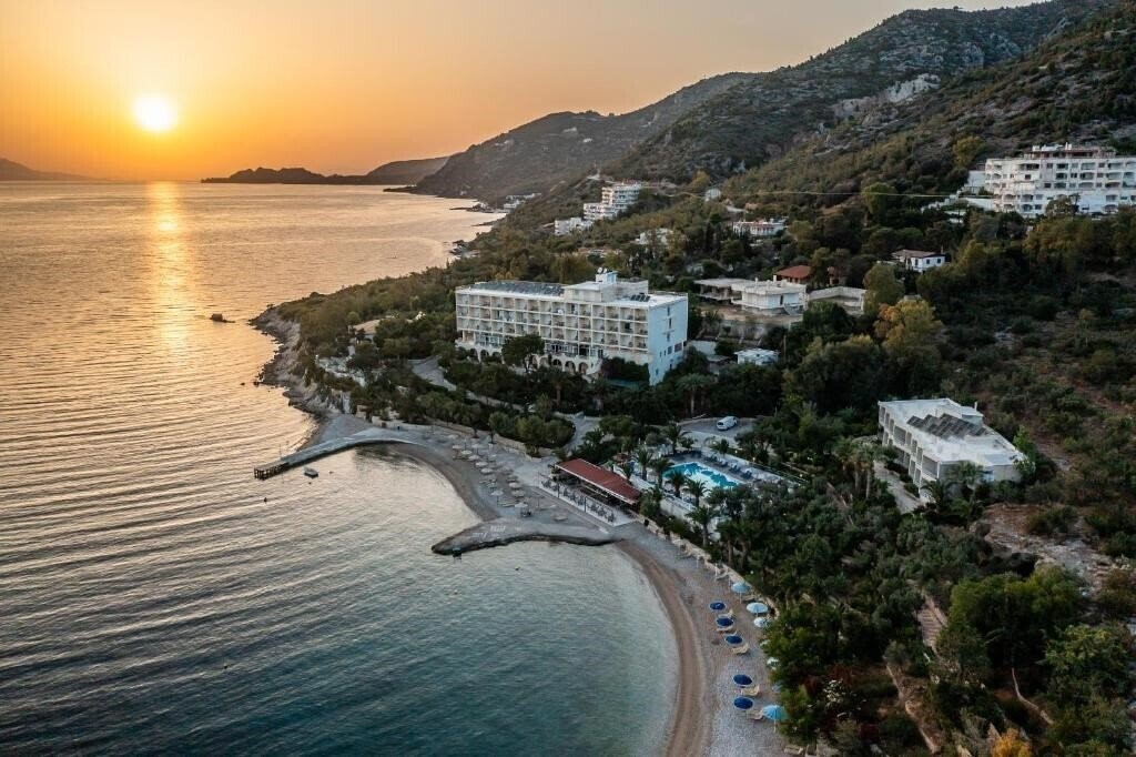 Отель Pappas Hotel 3*