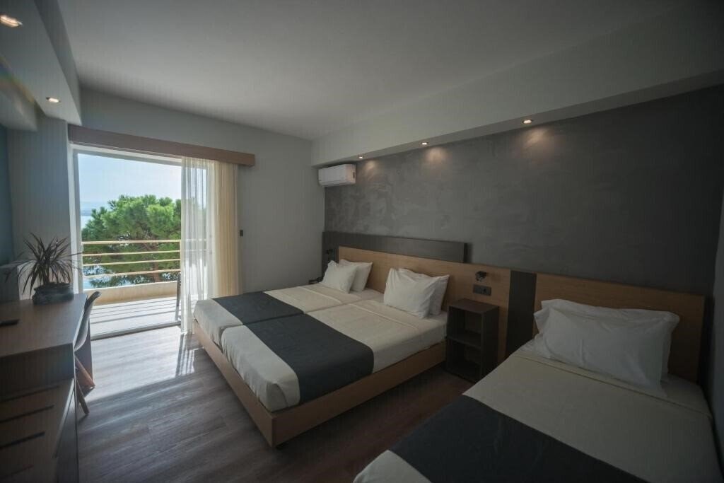 Фото Pappas Hotel 3*