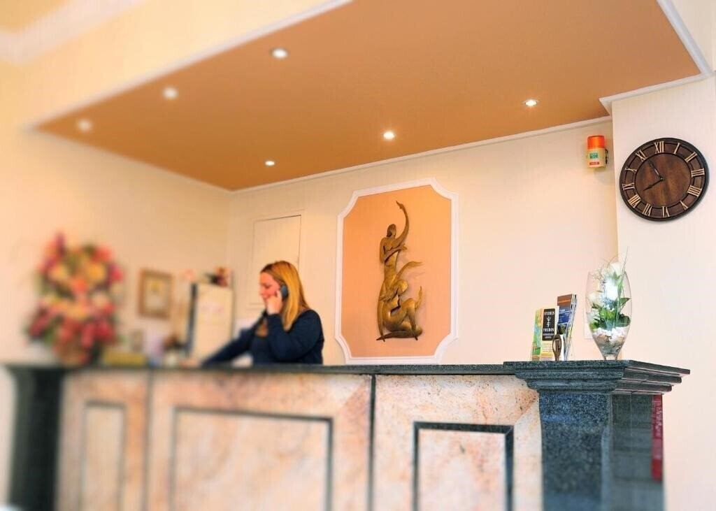 Картинка Posidon Studios 2*