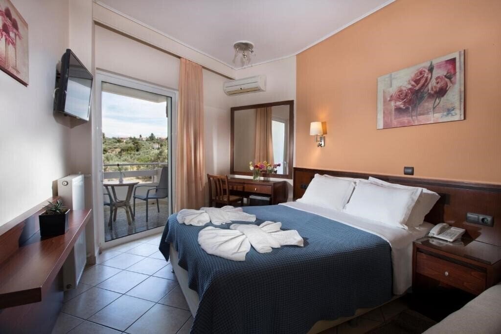 Фото Almira Mare 4*