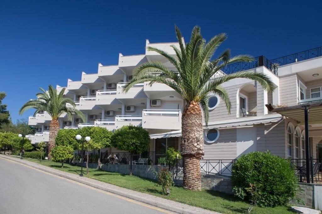 Картинка Almira Mare 4*