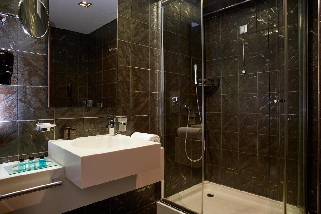 Фотография Lucy Hotel 3*