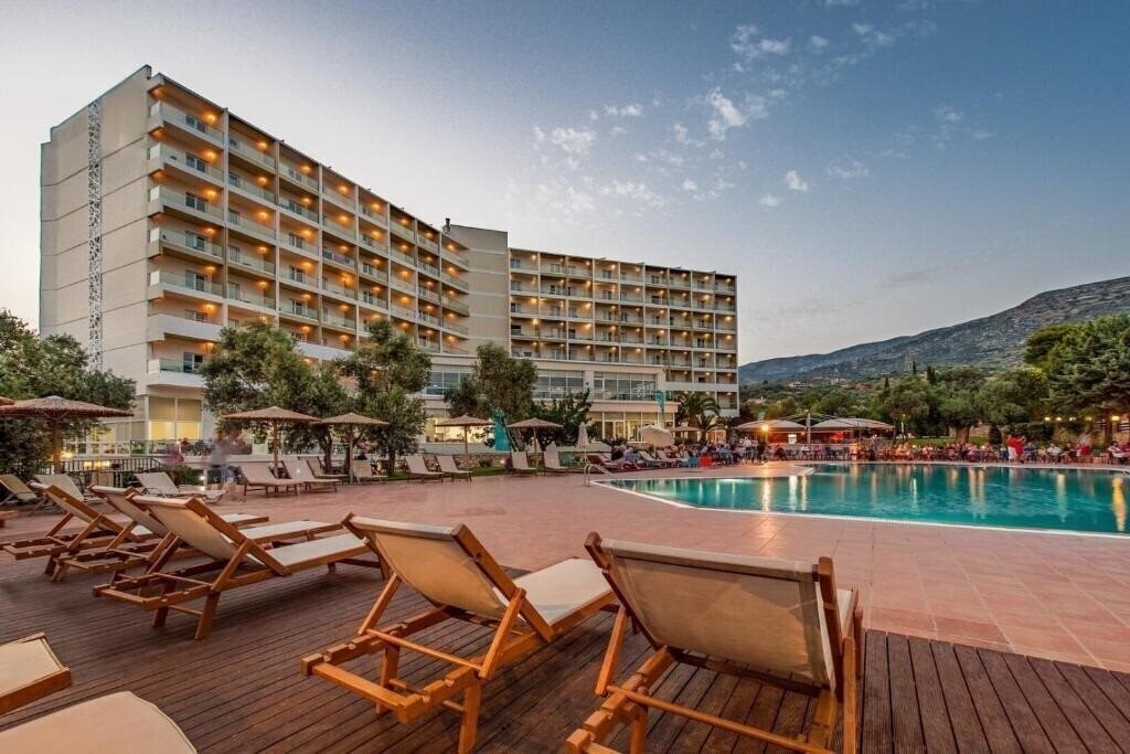 Отель Evia Riviera Resort (ex. Amarynthos Resort) 3*