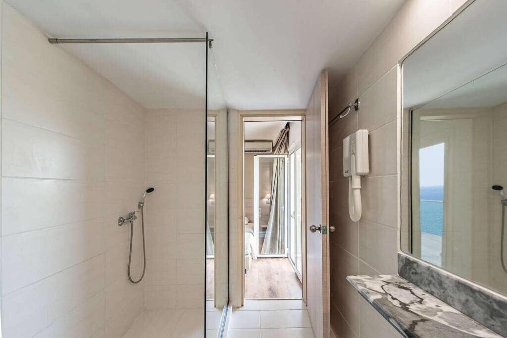 Фотография Evia Riviera Resort (ex. Amarynthos Resort) 3*