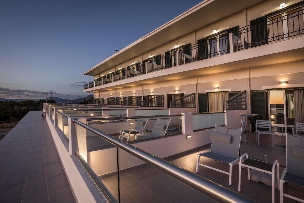 Отель Limanaki Hotel 3*